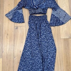 100% Silk Two Piece Boho Floral Navy Bell Sleeve Crop Top Wide Leg Pants Small